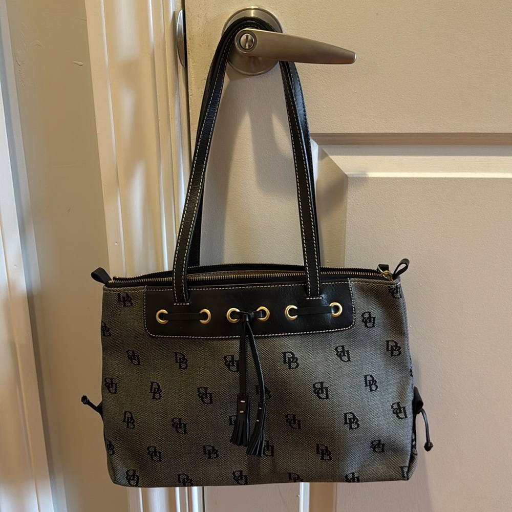 Dooney and Bourke shoulder bag